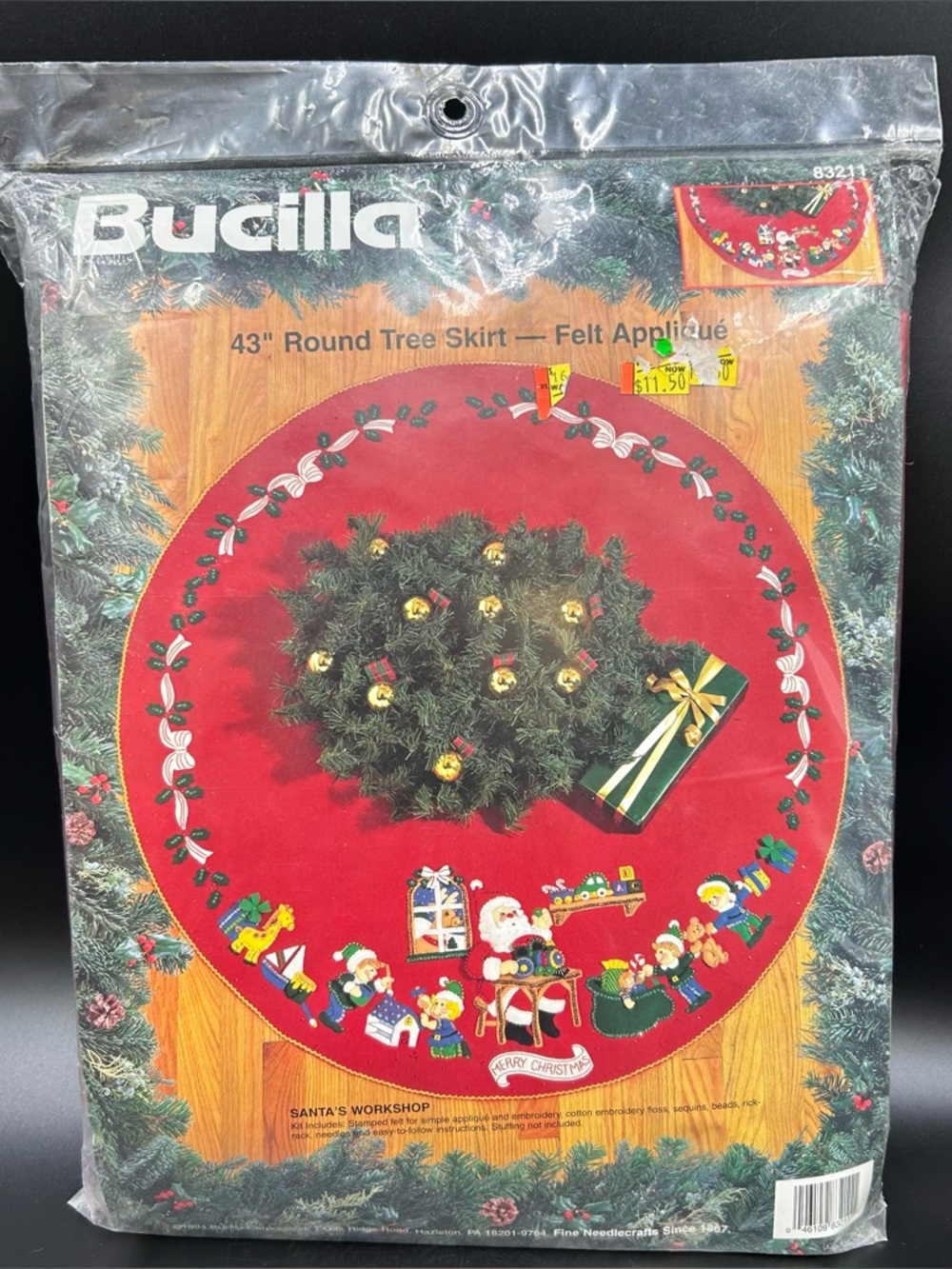 Vintage Bucilla Santa Workshop Tree Skirt Kit 43” Felt Applique 1994